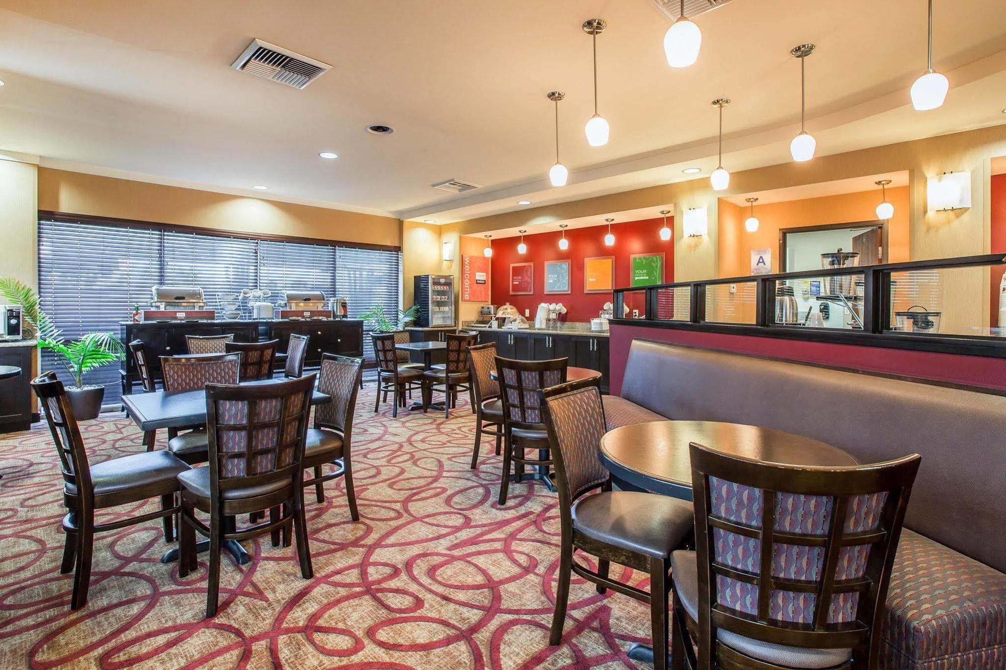 Comfort Suites Ontario Airport Convention Center Экстерьер фото