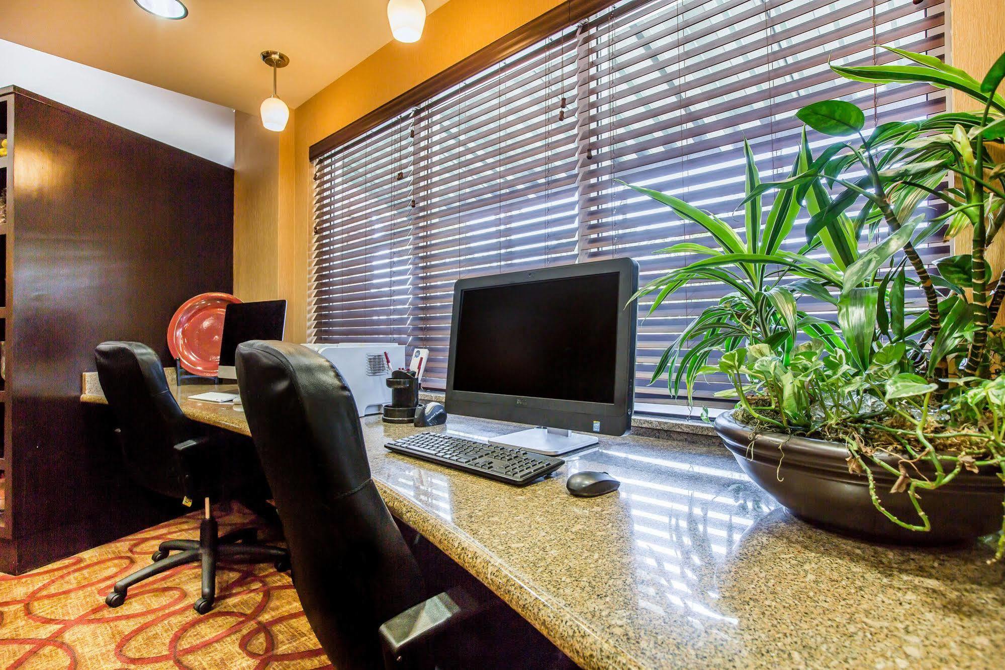 Comfort Suites Ontario Airport Convention Center Экстерьер фото