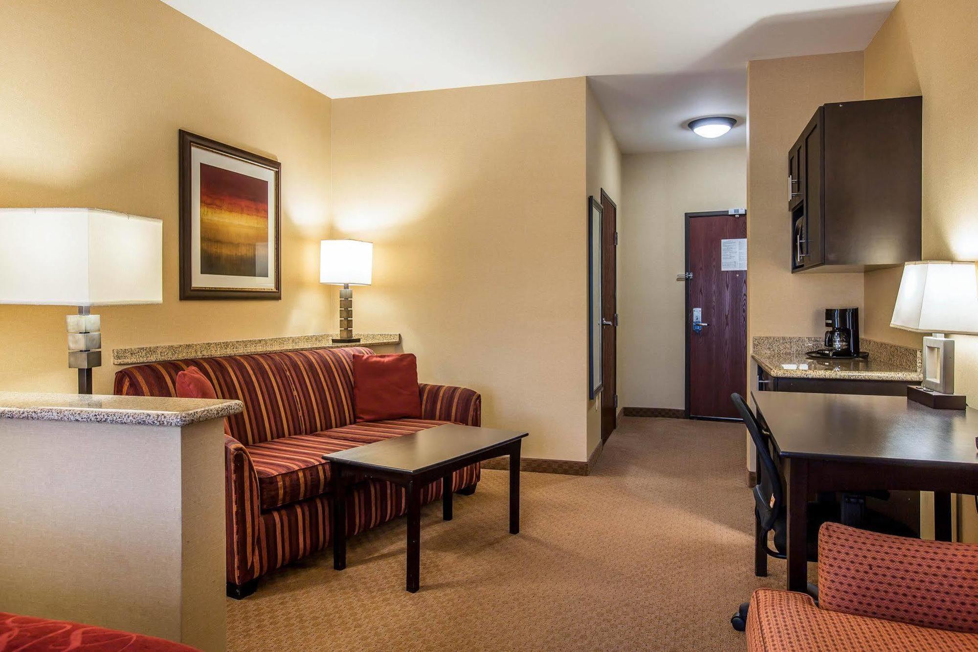Comfort Suites Ontario Airport Convention Center Экстерьер фото
