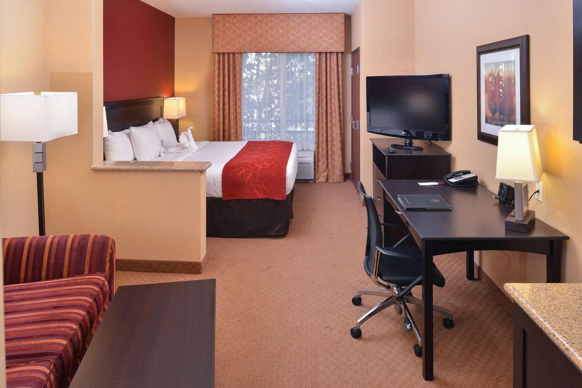 Comfort Suites Ontario Airport Convention Center Экстерьер фото